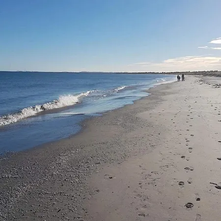 6 Person In Albaek-by Traum